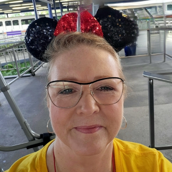 Meet your Posher, Nancy - Picture 1 of 1